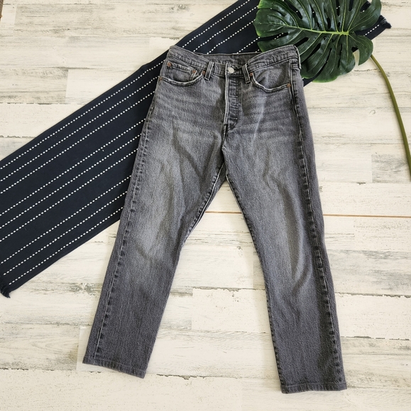 Levis Premium 501 Skinny Jeans Coal Black Size 28 CROPPED - Picture 2 of 12